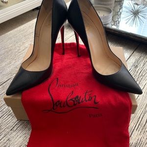 Christian Louboutin So Kate 120